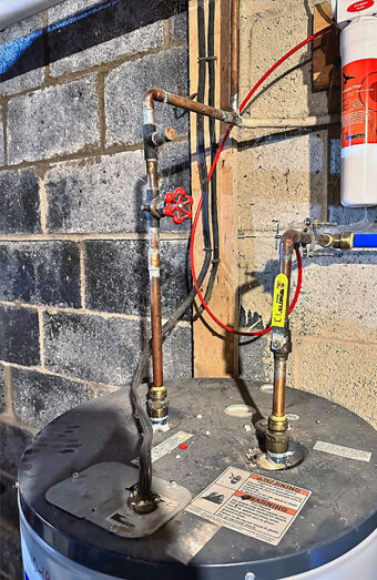 https://canningtonhotwater.com.au/uploads/2025/06/gas-hot-water-system-52140.jpg