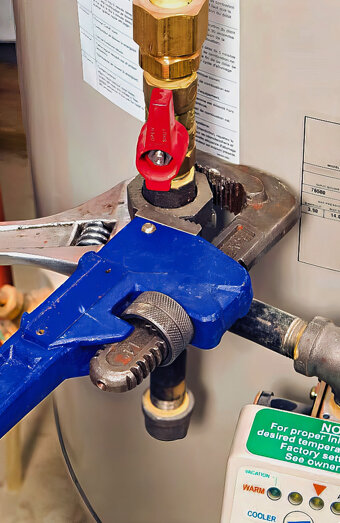 https://canningtonhotwater.com.au/uploads/2025/06/hot-water-installs-82362.jpg