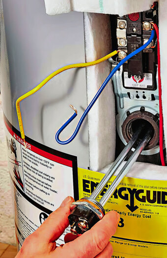 https://canningtonhotwater.com.au/uploads/2025/06/hot-water-servicing-11836.jpg