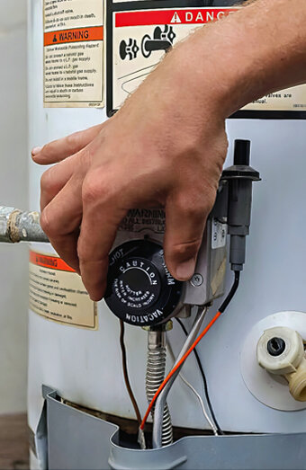https://canningtonhotwater.com.au/uploads/2025/06/hot-water-servicing-68760.jpg