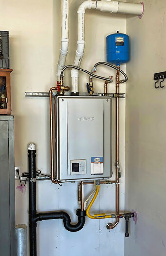 https://canningtonhotwater.com.au/uploads/2025/06/instant-hot-water-systems-98444.jpg