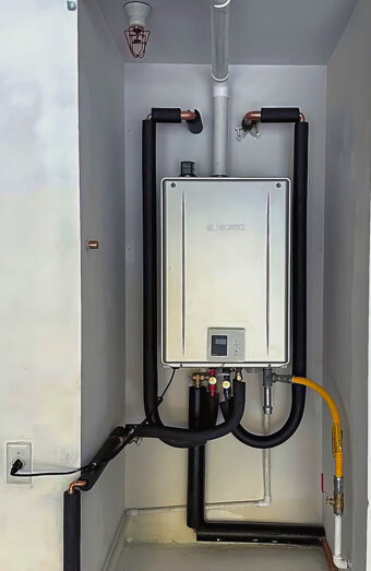 https://canningtonhotwater.com.au/uploads/2025/06/thermostatic-water-systems-92621.jpg